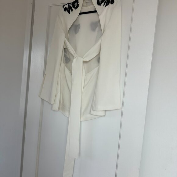 Cinq À Sept Rosabell Tunic Top White Sz 4 Open Back Cut-out Floral Embroidery - Picture 9 of 10